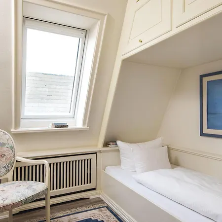 Nautilus-12 Apartman *